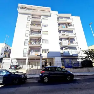 parini-23-apartments-hiera.lecce-hotels.com/