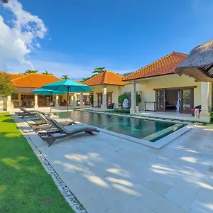 villa-vara-managed-by-villa-bugis.hotelsseminyak.net/